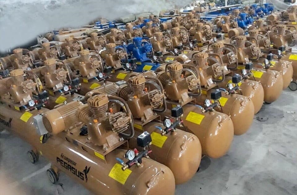 Máy nén khí dây đai PEGASUS TM-W-0.36/12.5-230L